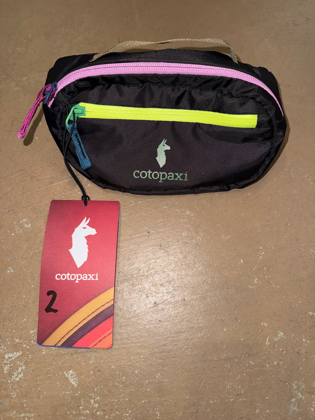 Kapai 1.5 L Hip Pack Del Dia Dark