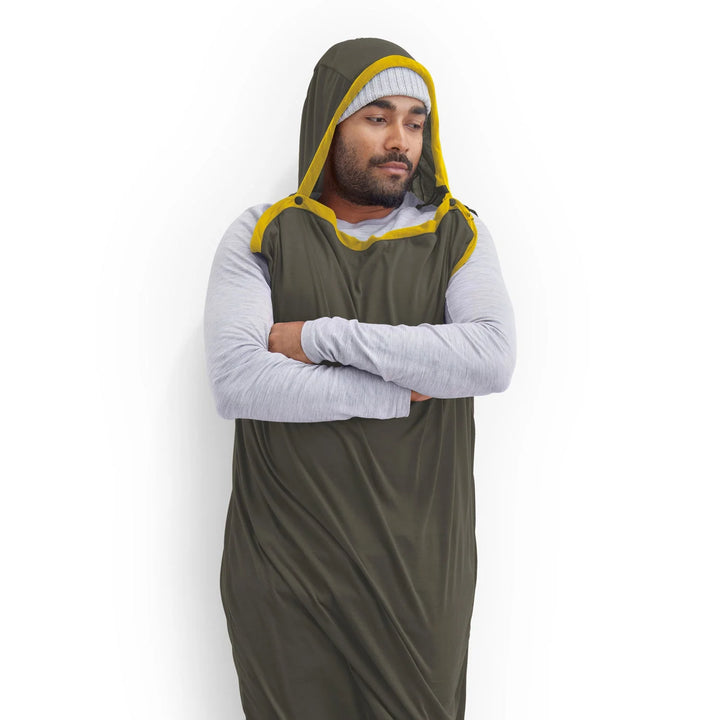 Sea to Summit Reactor Midweight Sleeping Bag Liner in Beluga, Long, model view