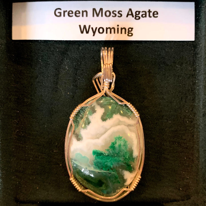 Pendant: Green Moss Agate